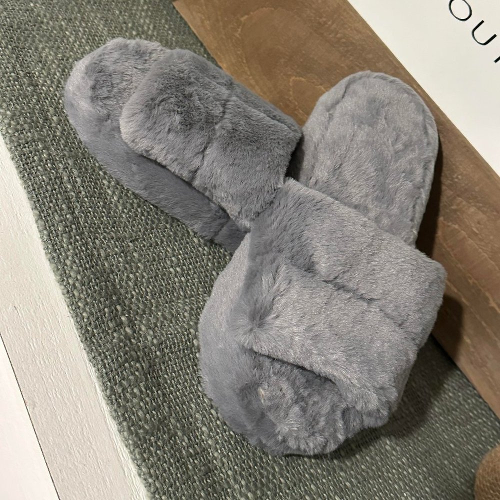 Super Soft Slide Slippers